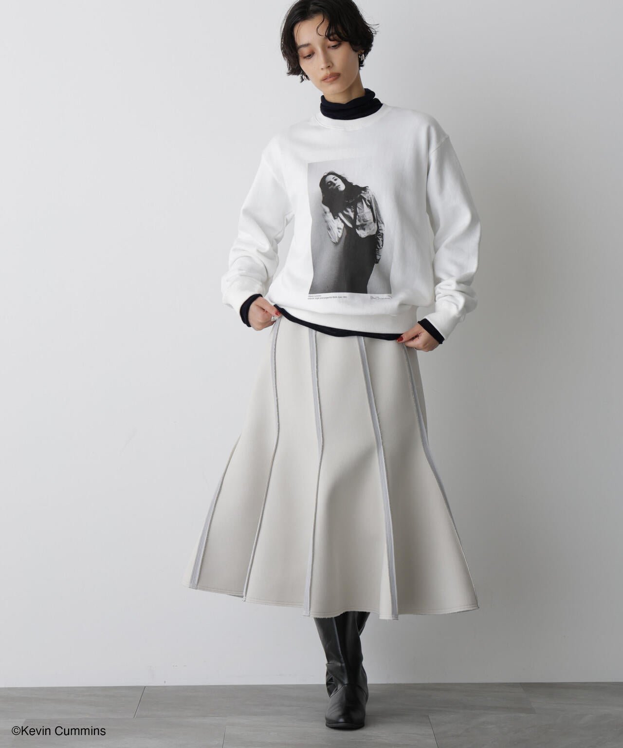 「STEVELOUR」Kevin Cummins×STEVELOURトレーナー 6695223320