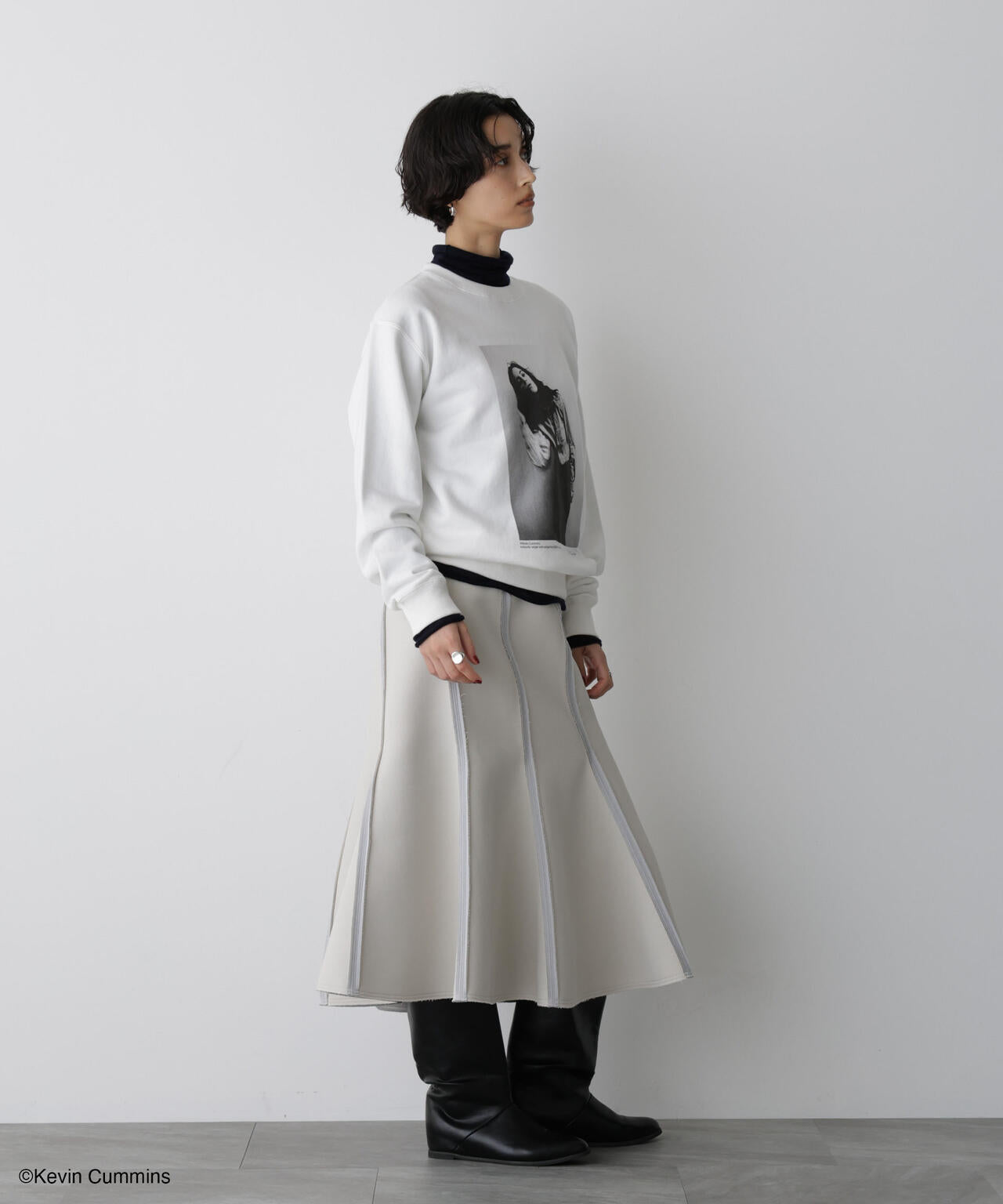 「STEVELOUR」Kevin Cummins×STEVELOURトレーナー 6695223320
