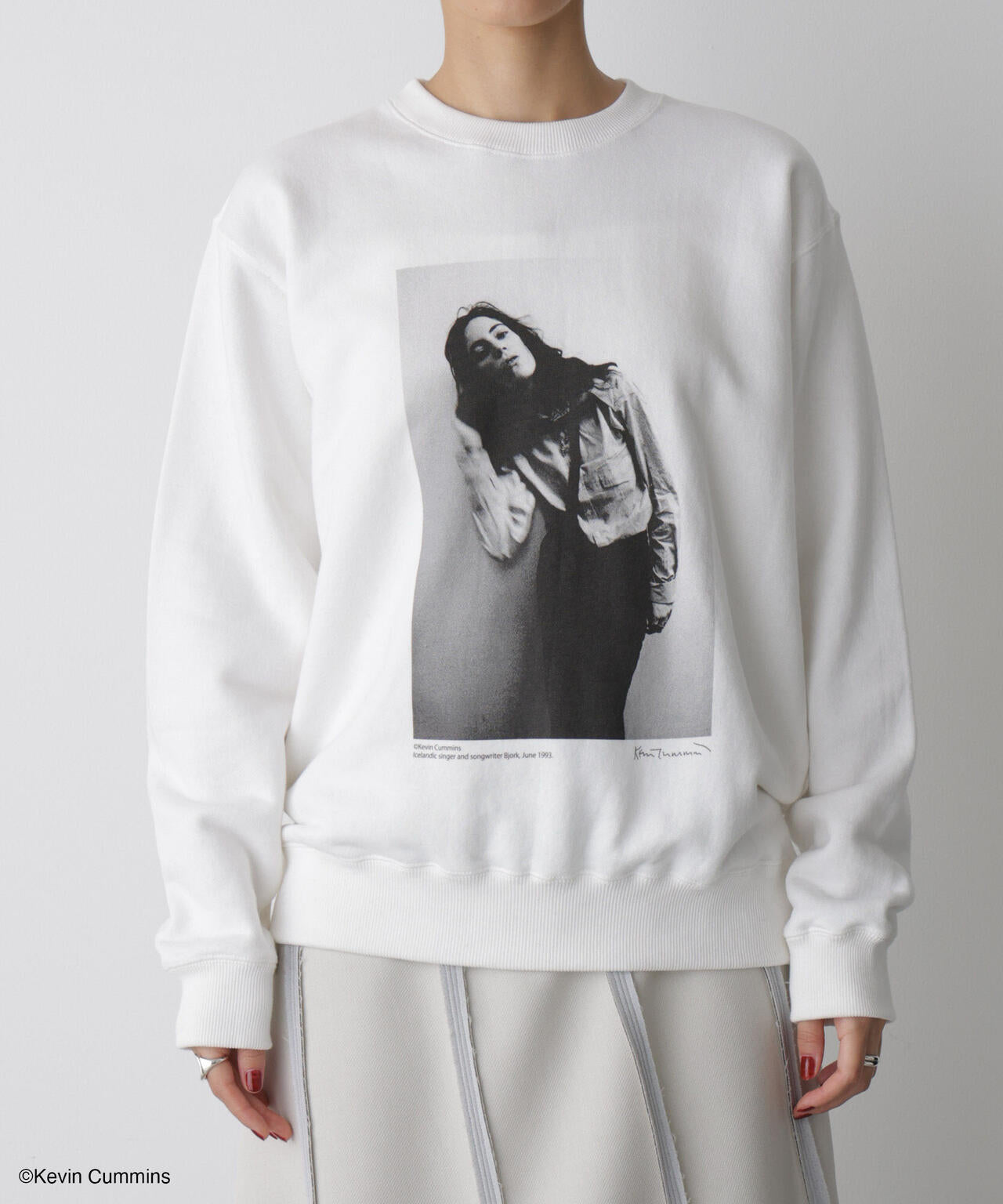 「STEVELOUR」Kevin Cummins×STEVELOURトレーナー 6695223320