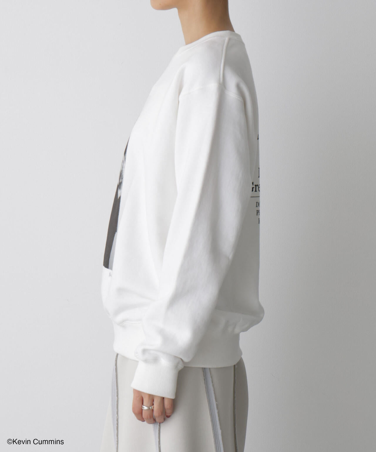 「STEVELOUR」Kevin Cummins×STEVELOURトレーナー 6695223320