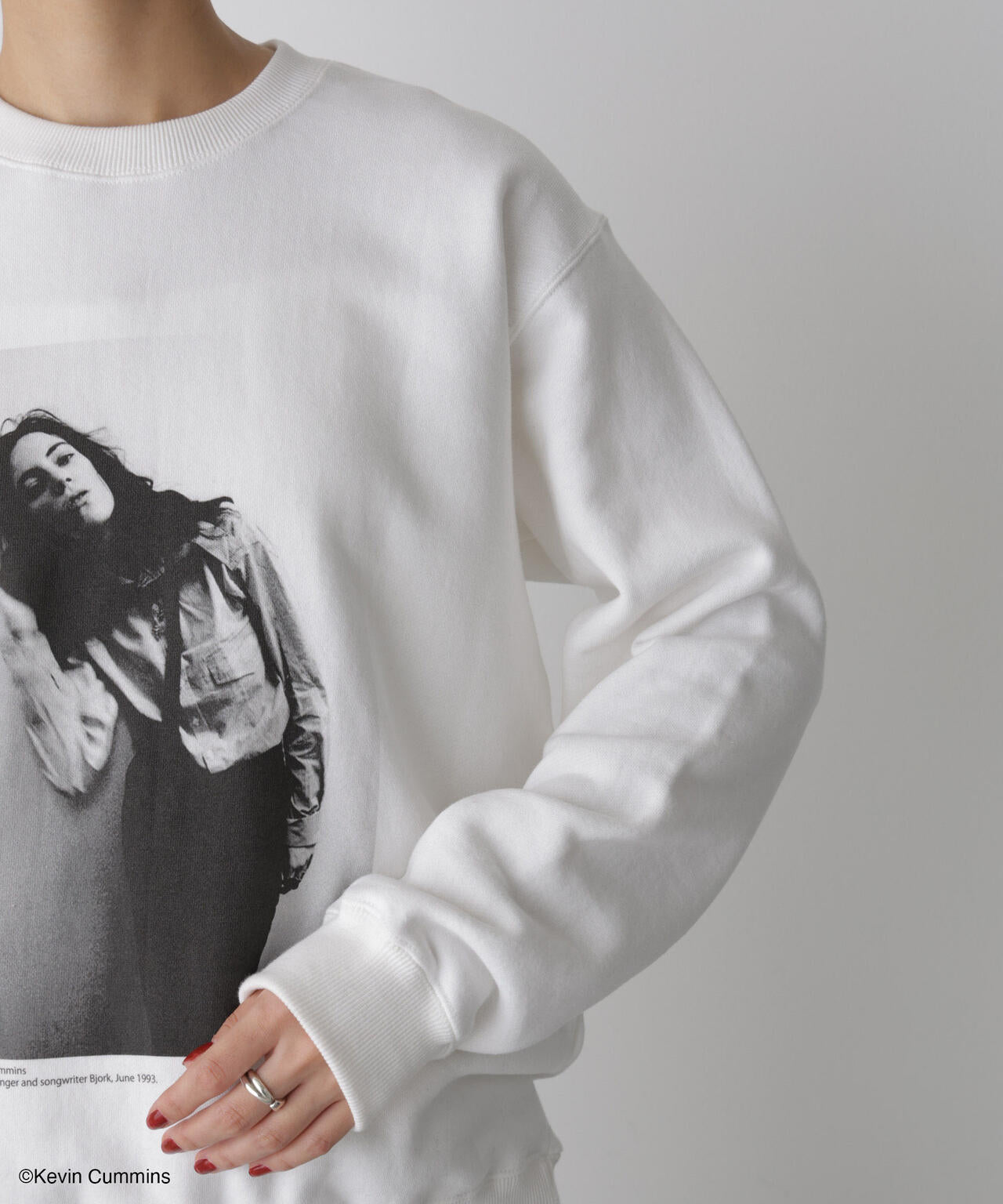 STEVELOUR 」 Kevin Cummins × STEVELOUR トレーナー