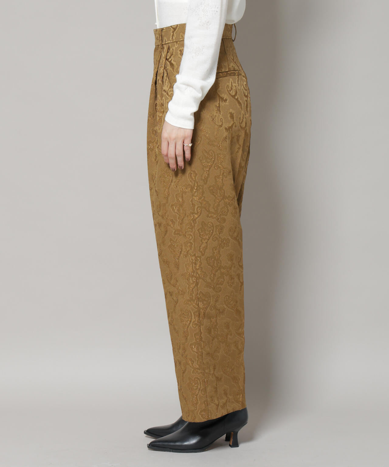 ジャガードタックパンツ 6695227317