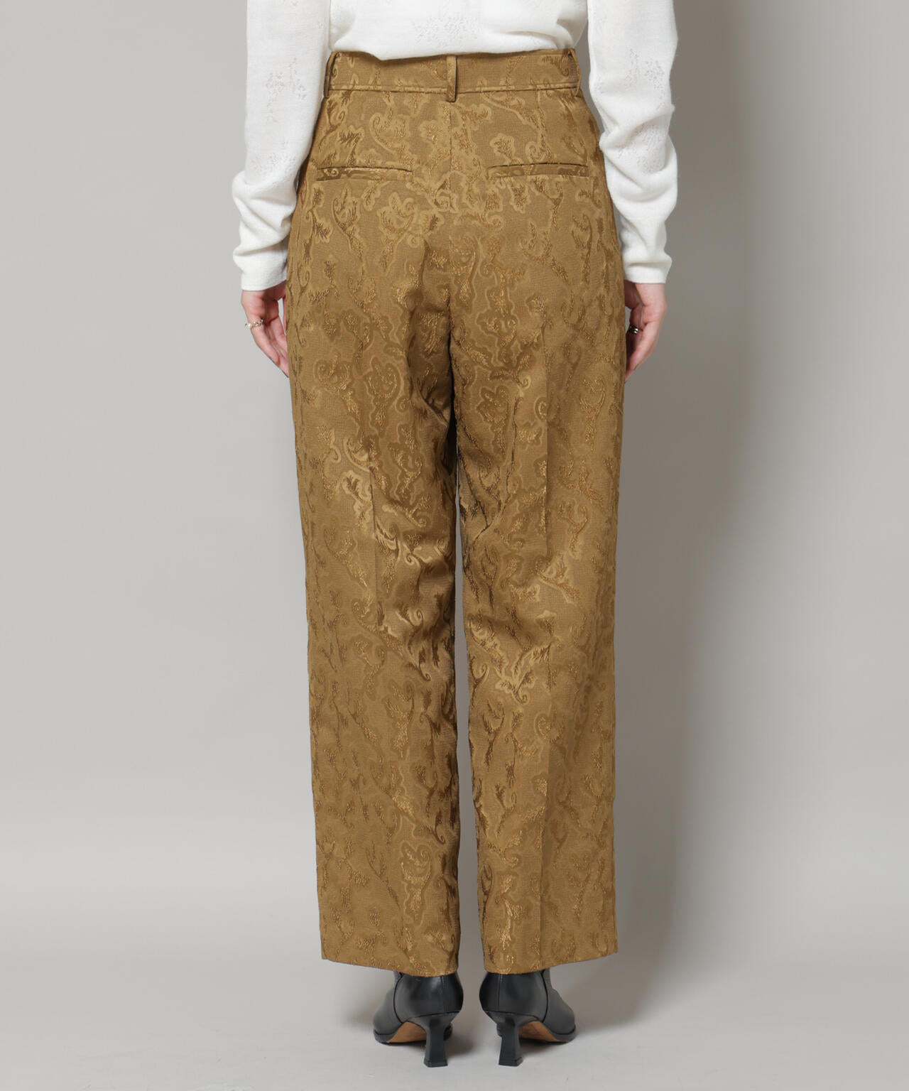 銘玉‼『清原ソフト』VK70R
MINOLTA/SONY:Aαマウント ジャガード タックパンツ