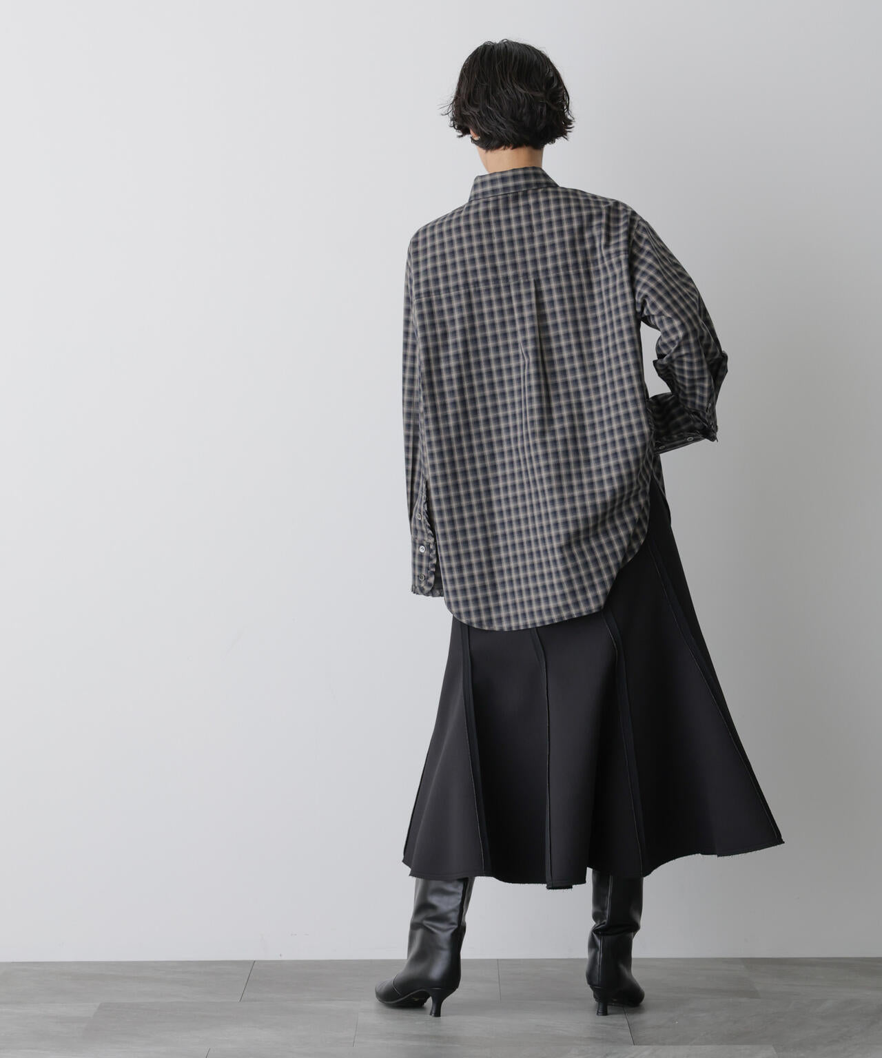 STEVELOUR」ダンボールシェル スカート