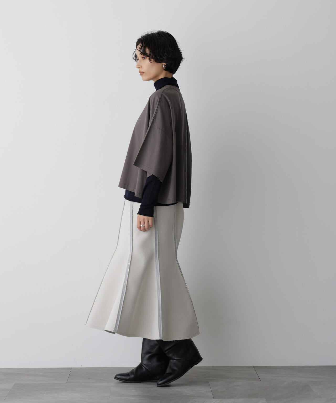 STEVELOUR」ダンボールシェル スカート