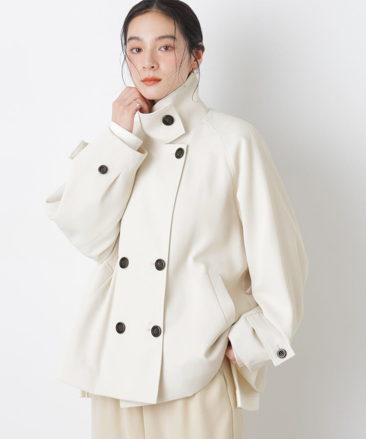 エアリーツイルベルテッドショートコート