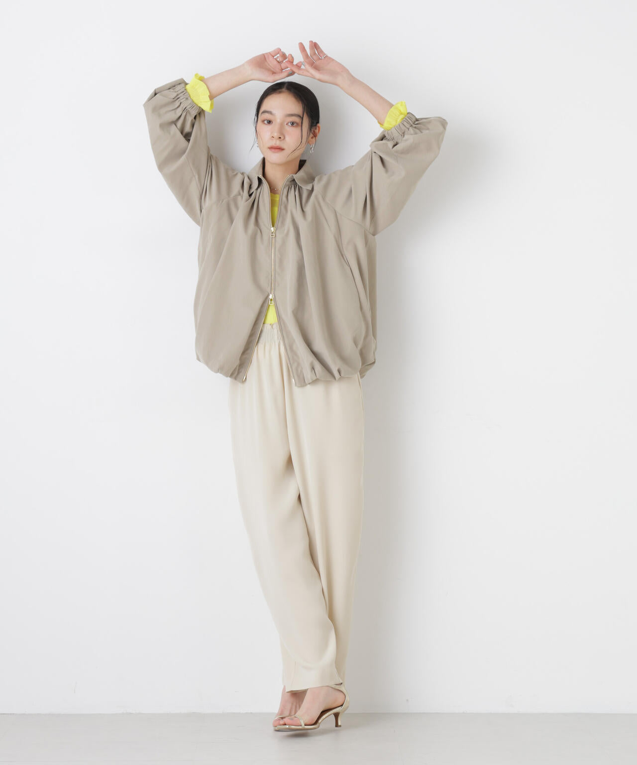 ライトスエードギャザーバルーンブルゾン 6696112301