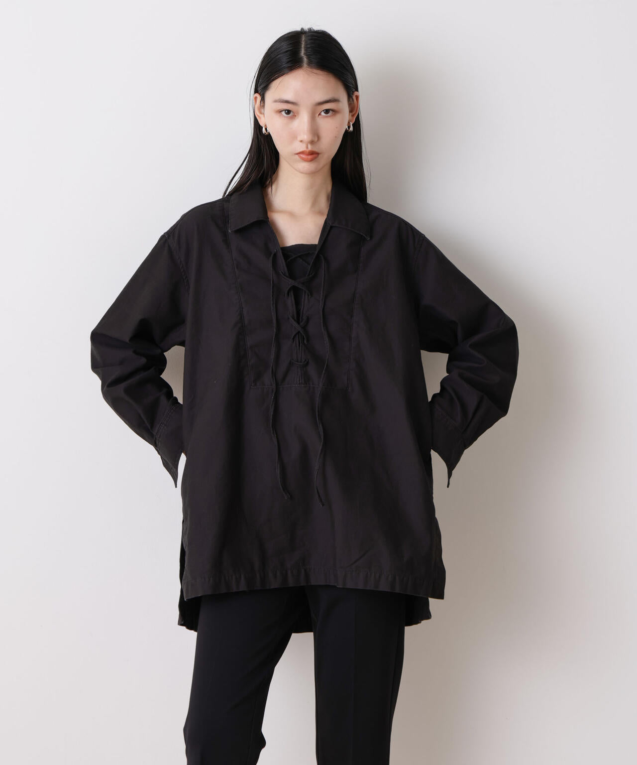 「STEVELOUR」コットンレースアップチュニックシャツ 6696112305