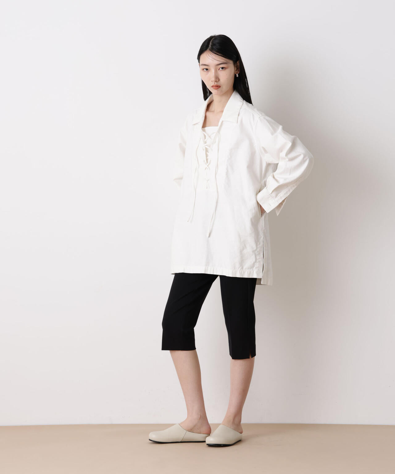 「STEVELOUR」コットンレースアップチュニックシャツ 6696112305