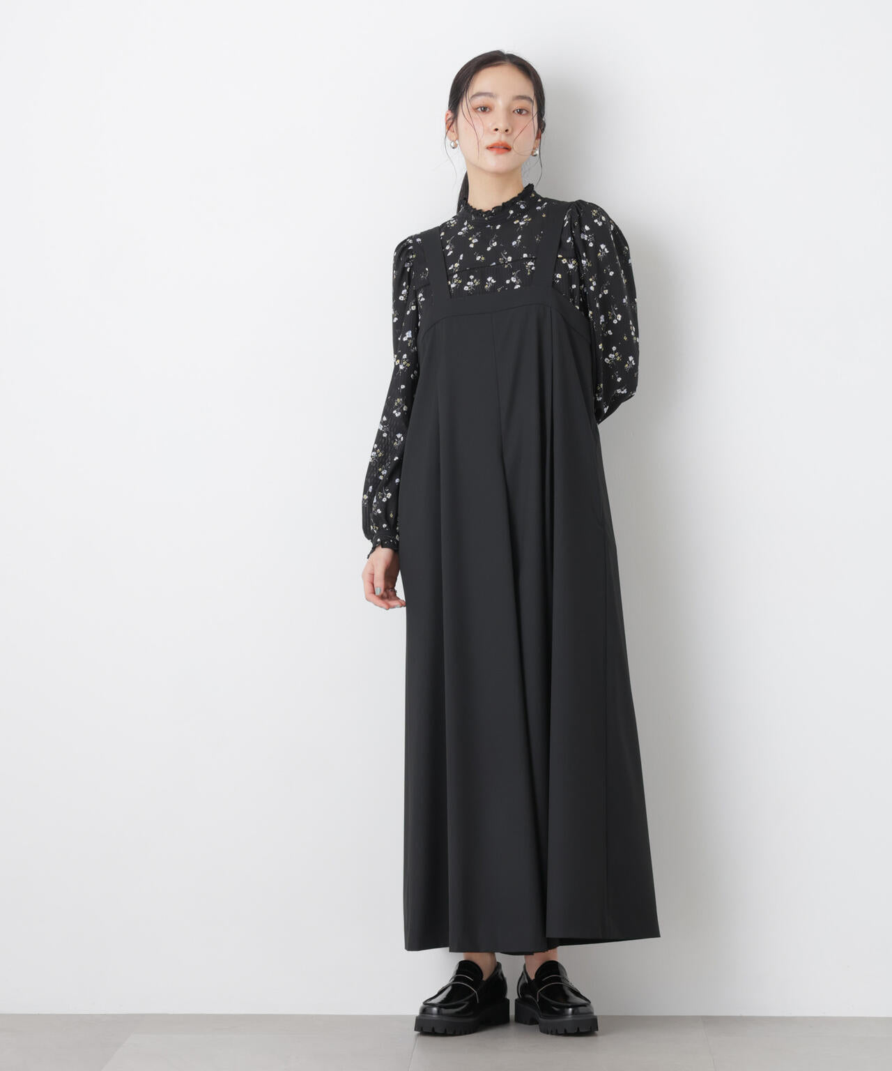 ワイドフレアサロペット