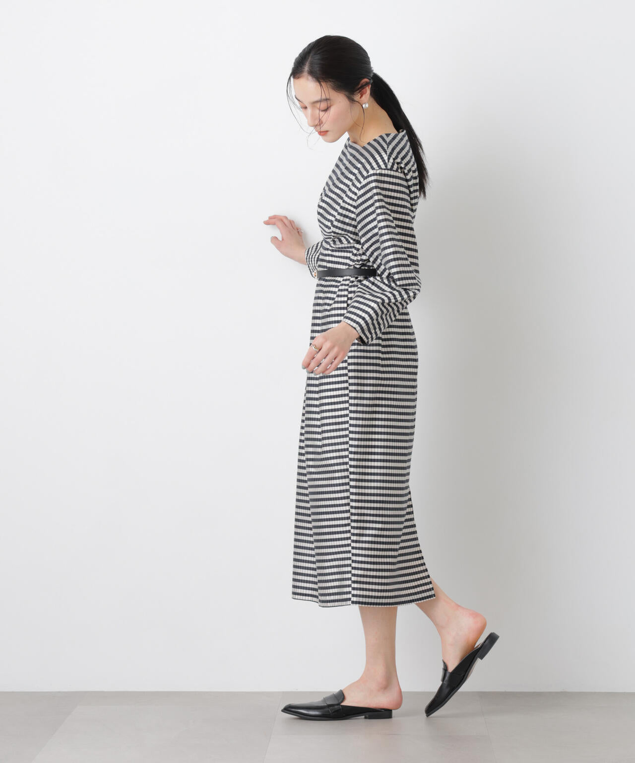 コンストラクテッドシェイプチェックワンピース 6696119306