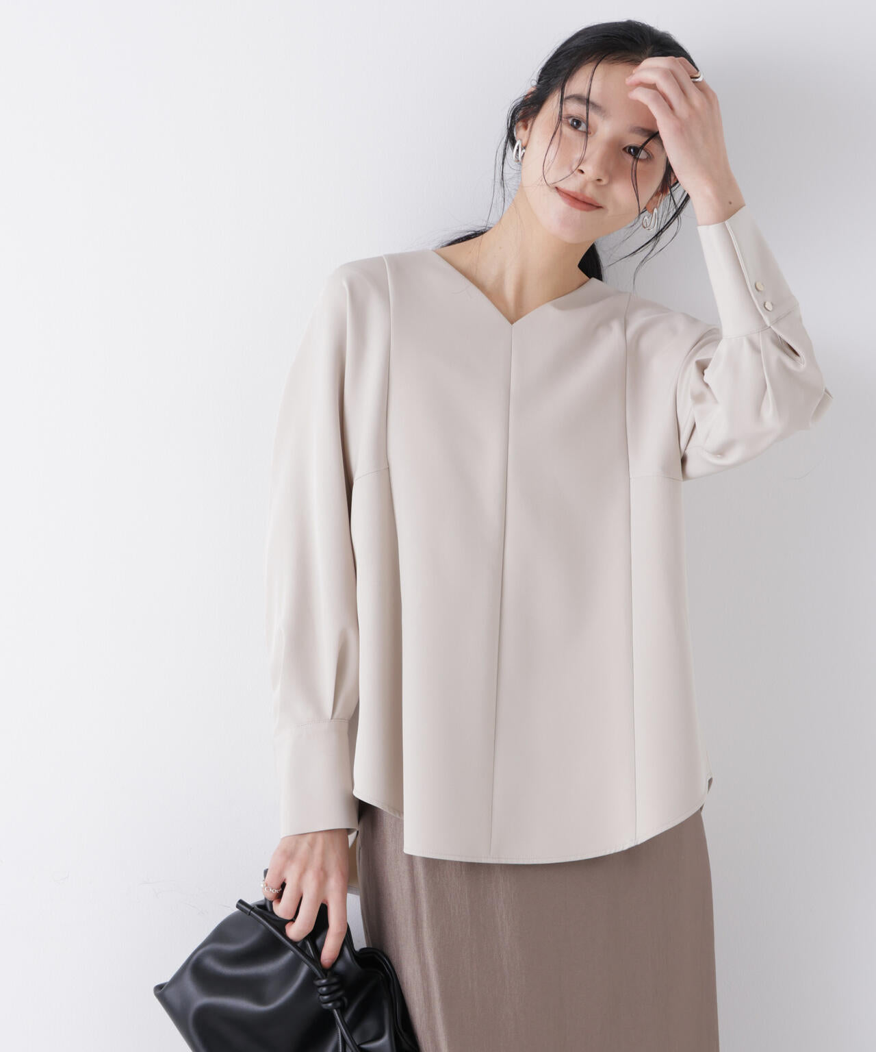 デイリーファンクション Vネックブラウス(セットアップ可) 6696120300