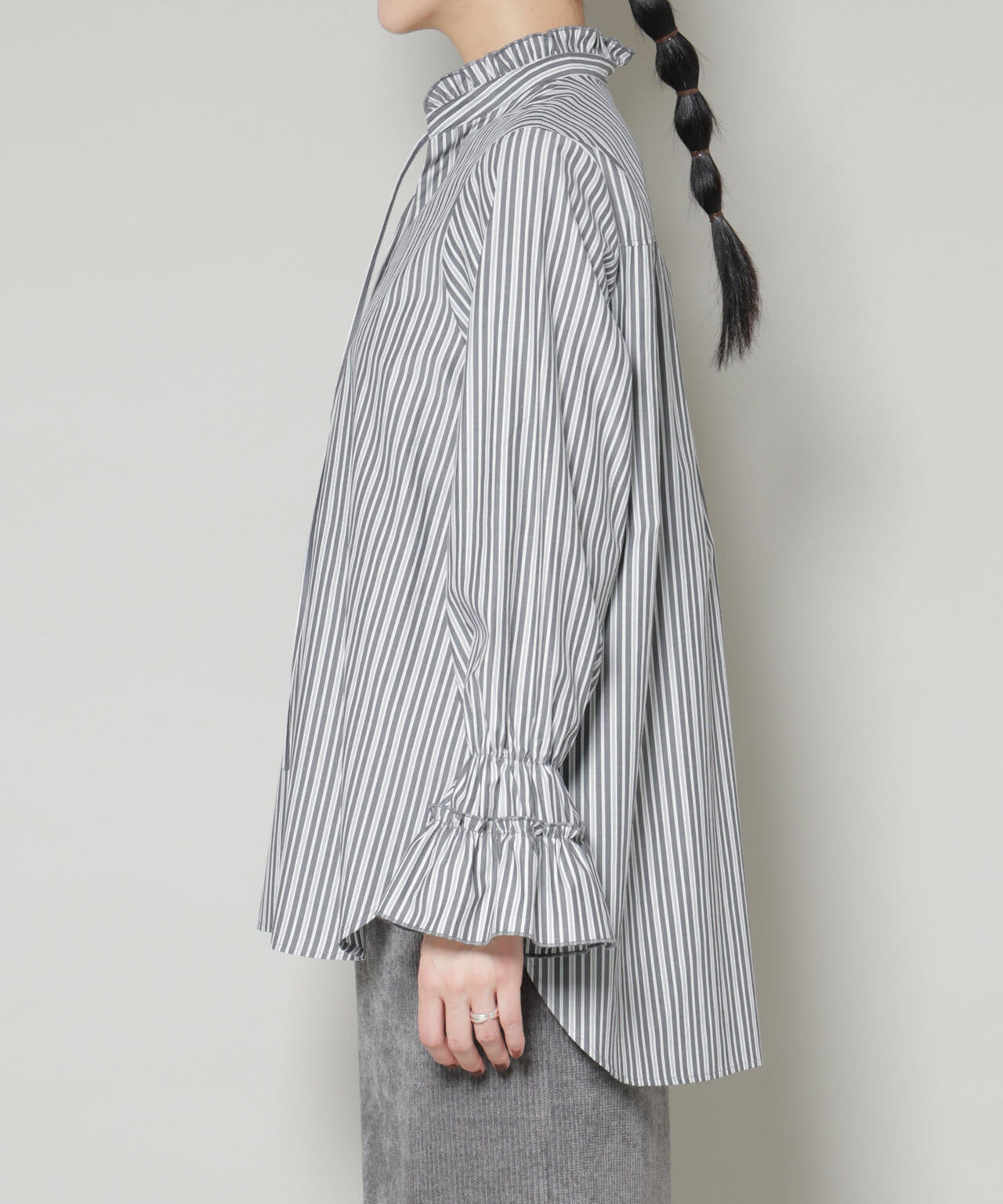 ストライプフリルシャツ 6696120301