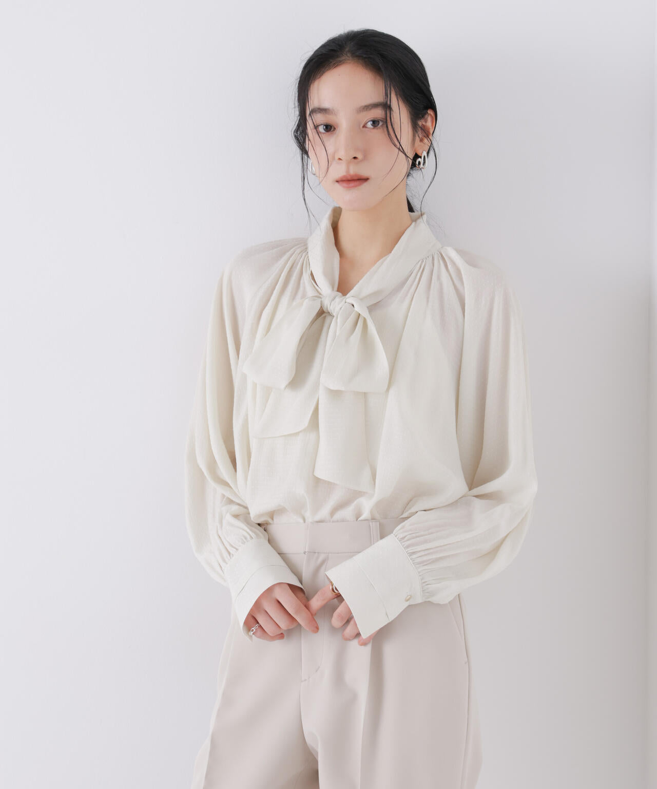 ドビードットリボンタイブラウス 6696120304