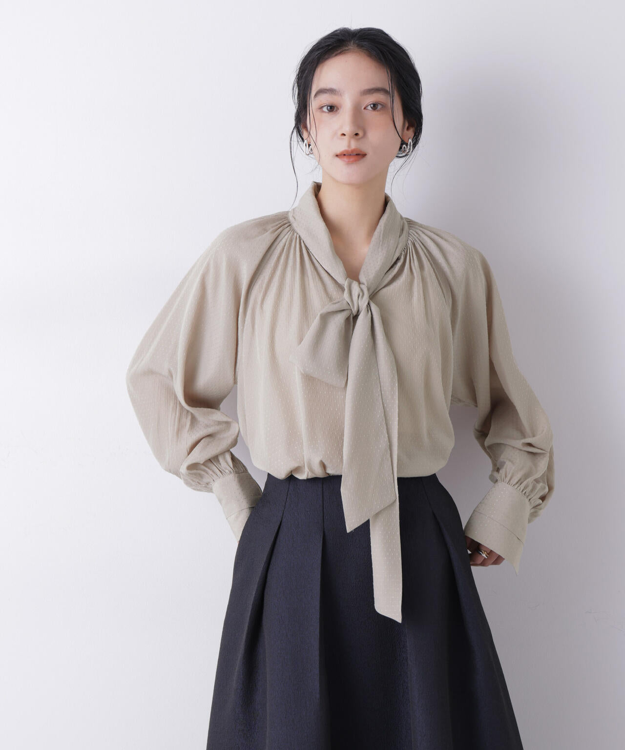 ドビードットリボンタイブラウス 6696120304