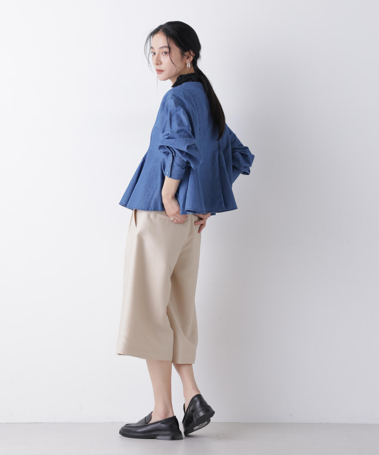 ライトデニムフレアブラウス 6696120312