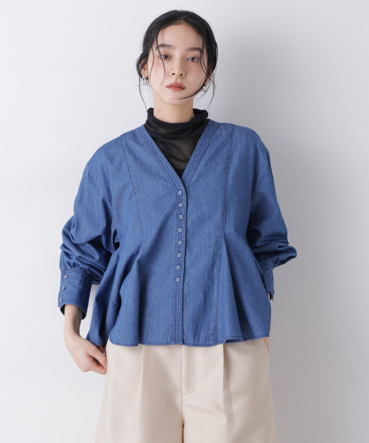 ライトデニムフレアブラウス 6696120312