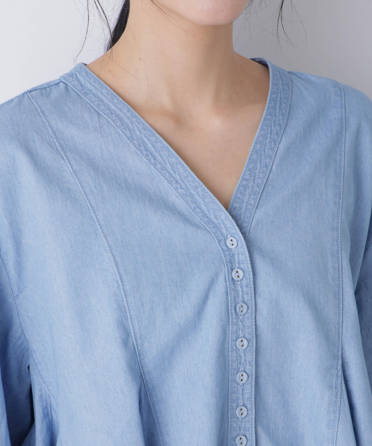ライトデニムフレアブラウス 6696120312