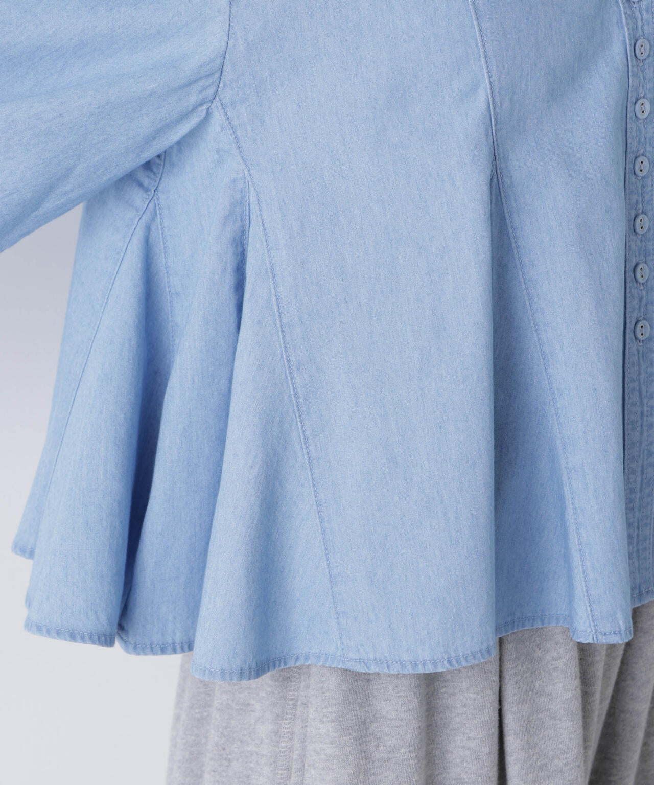 ライトデニムフレアブラウス 6696120312