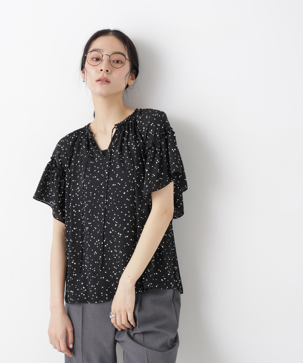 168cm　B:81 W:60 H:89 着用サイズ：F