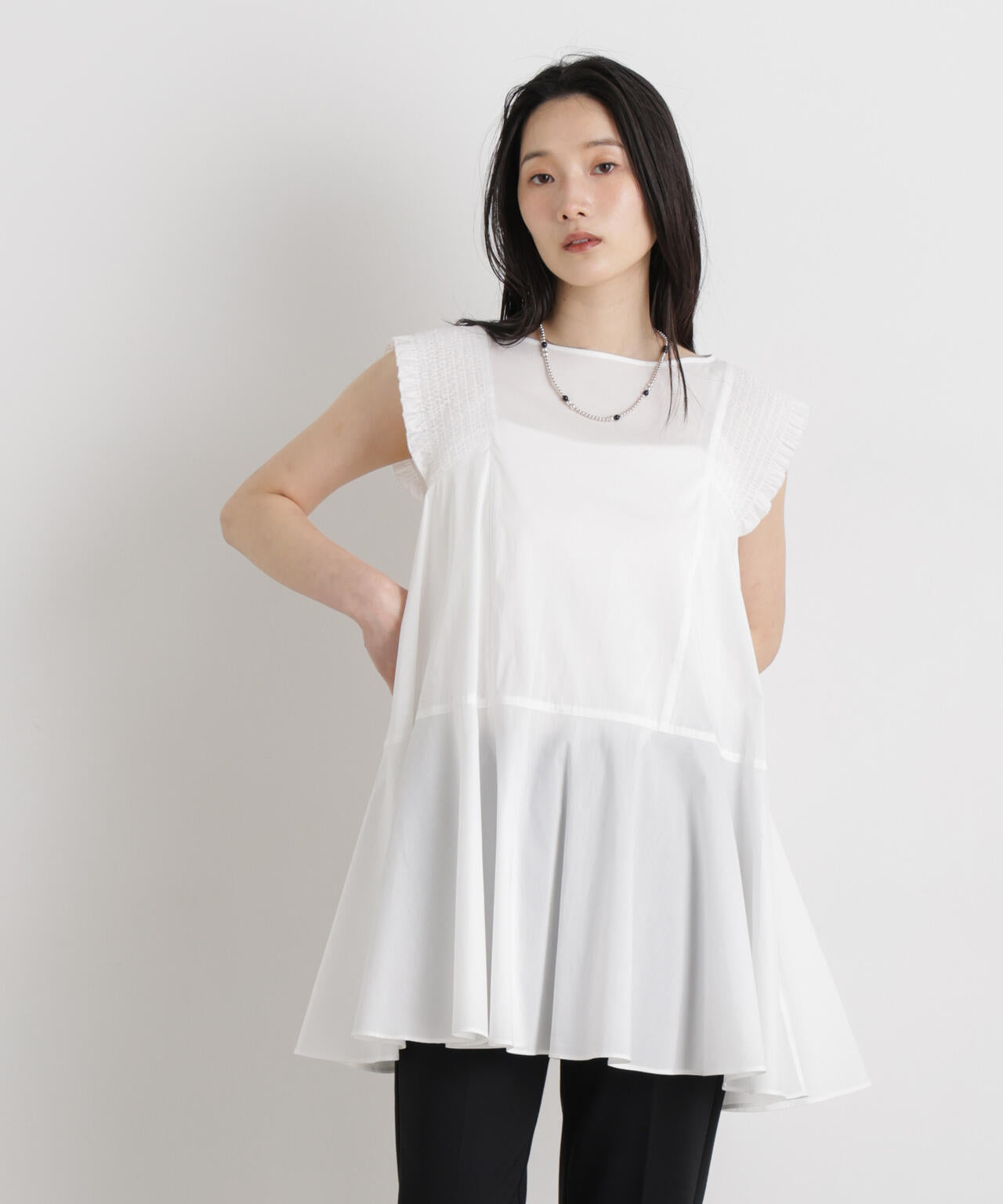 168cm　B:80 W:61 H:88 着用サイズ：F