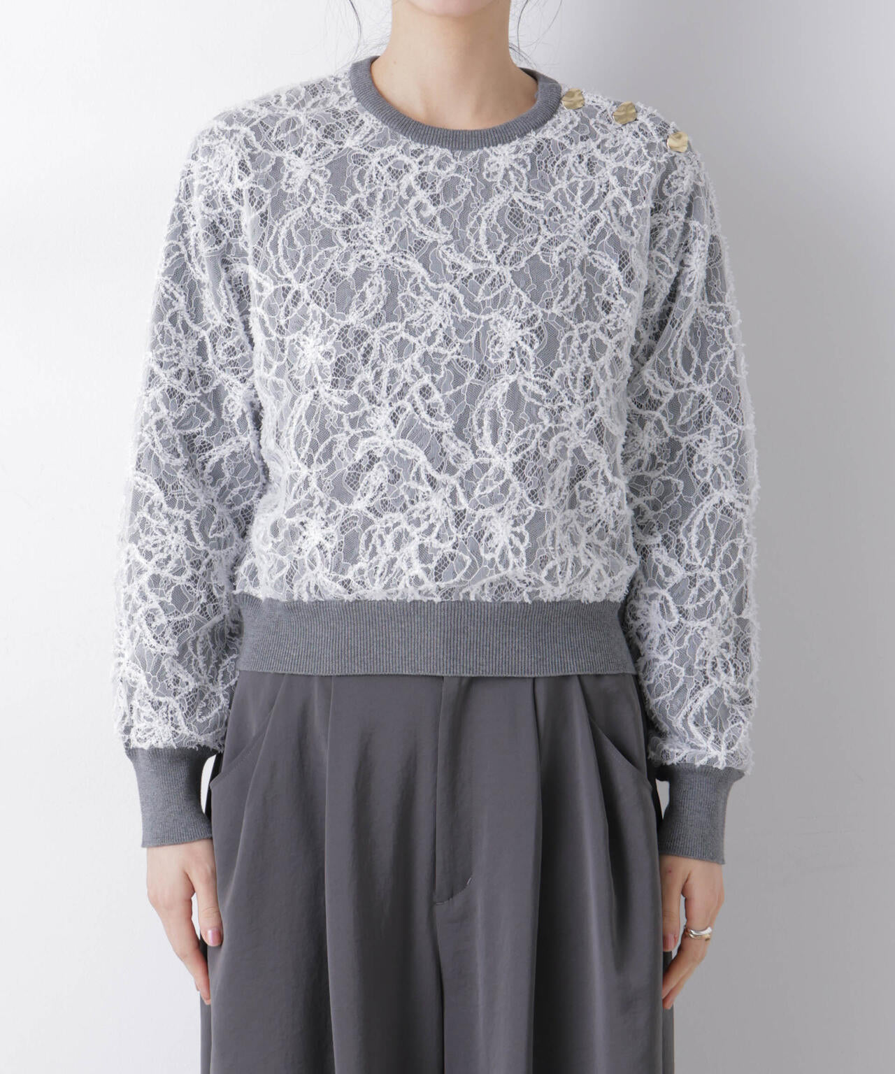 レース レイヤード ニットプルオーバー