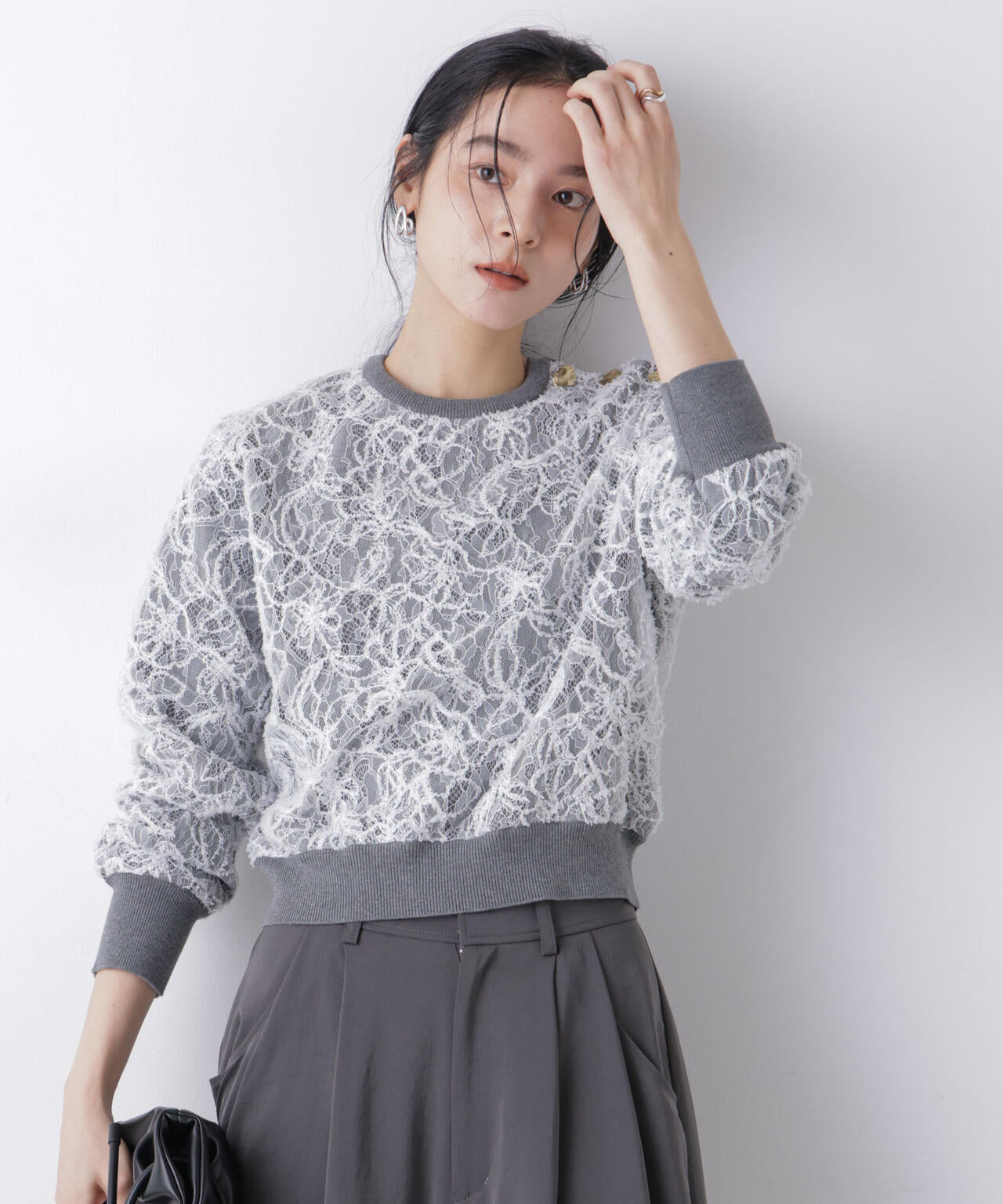レースレイヤードニットプルオーバー 6696122302