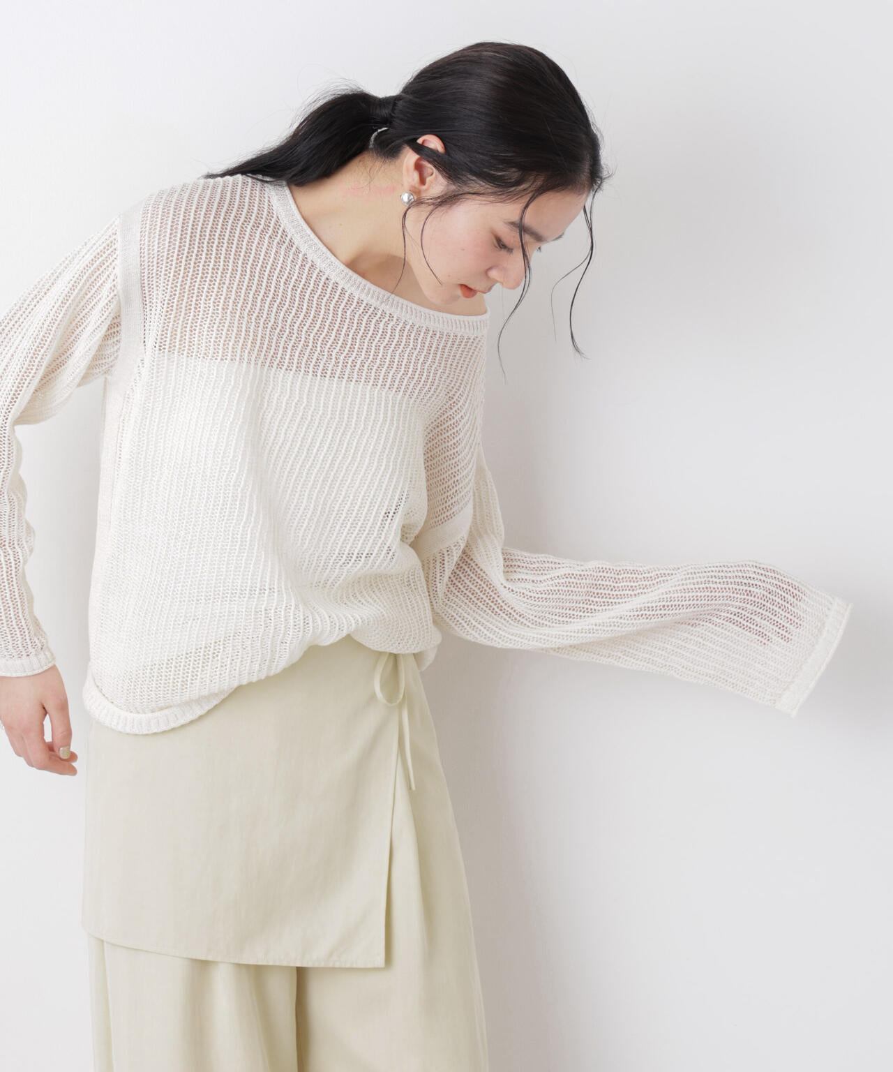 リネン混テープヤーンメッシュワイドニット 6696122312