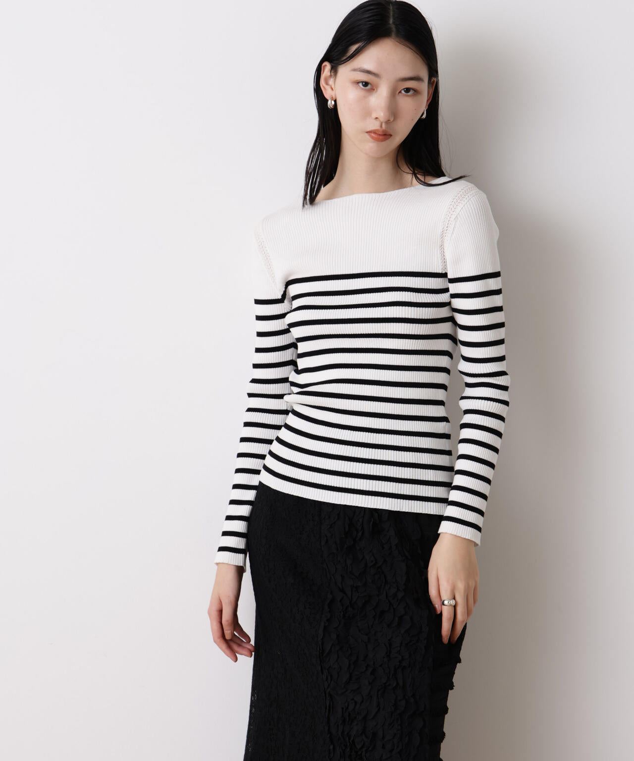 「STEVELOUR」ボーダーフィットニット