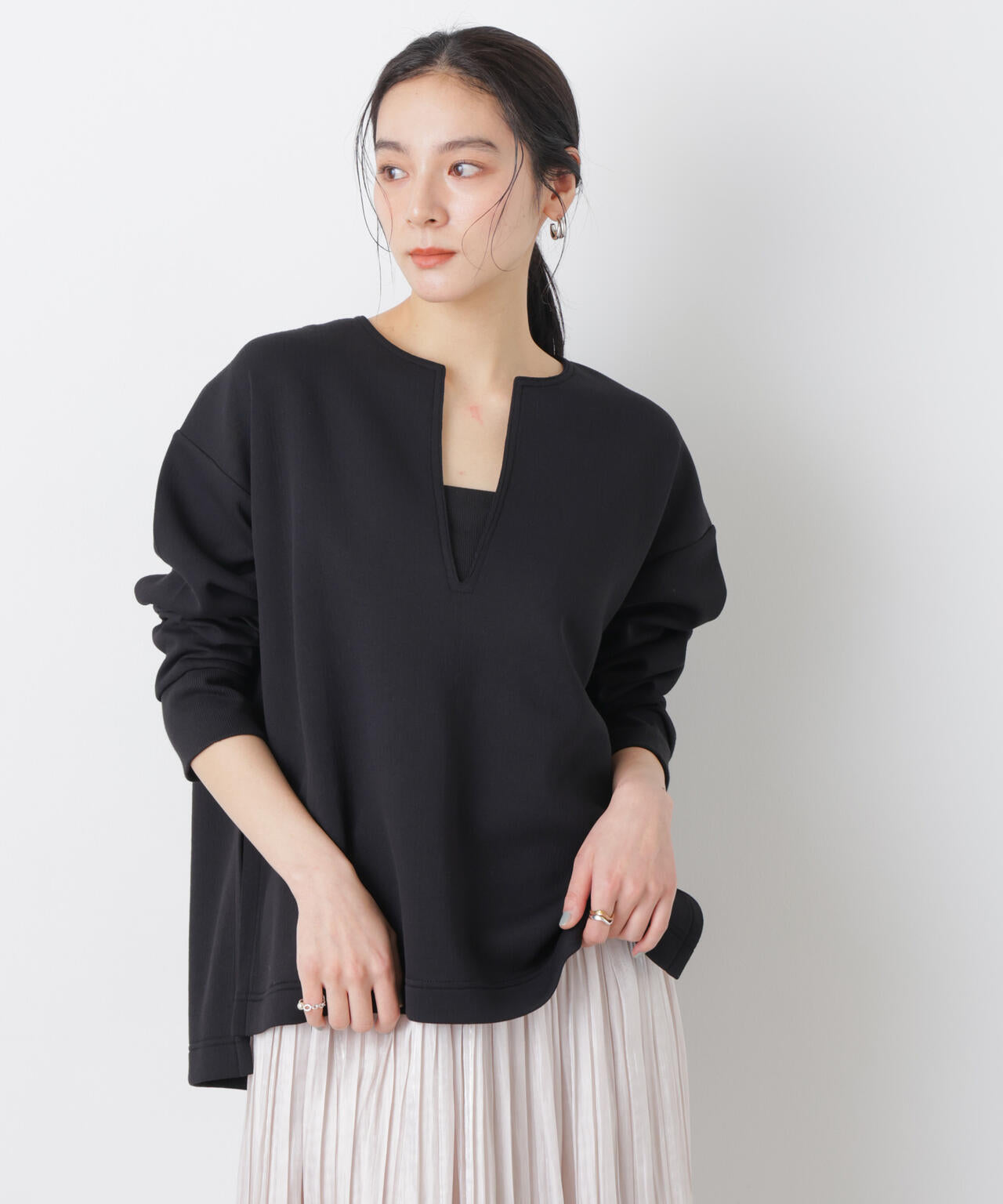 ダンボールカット キーネック スリット トップス