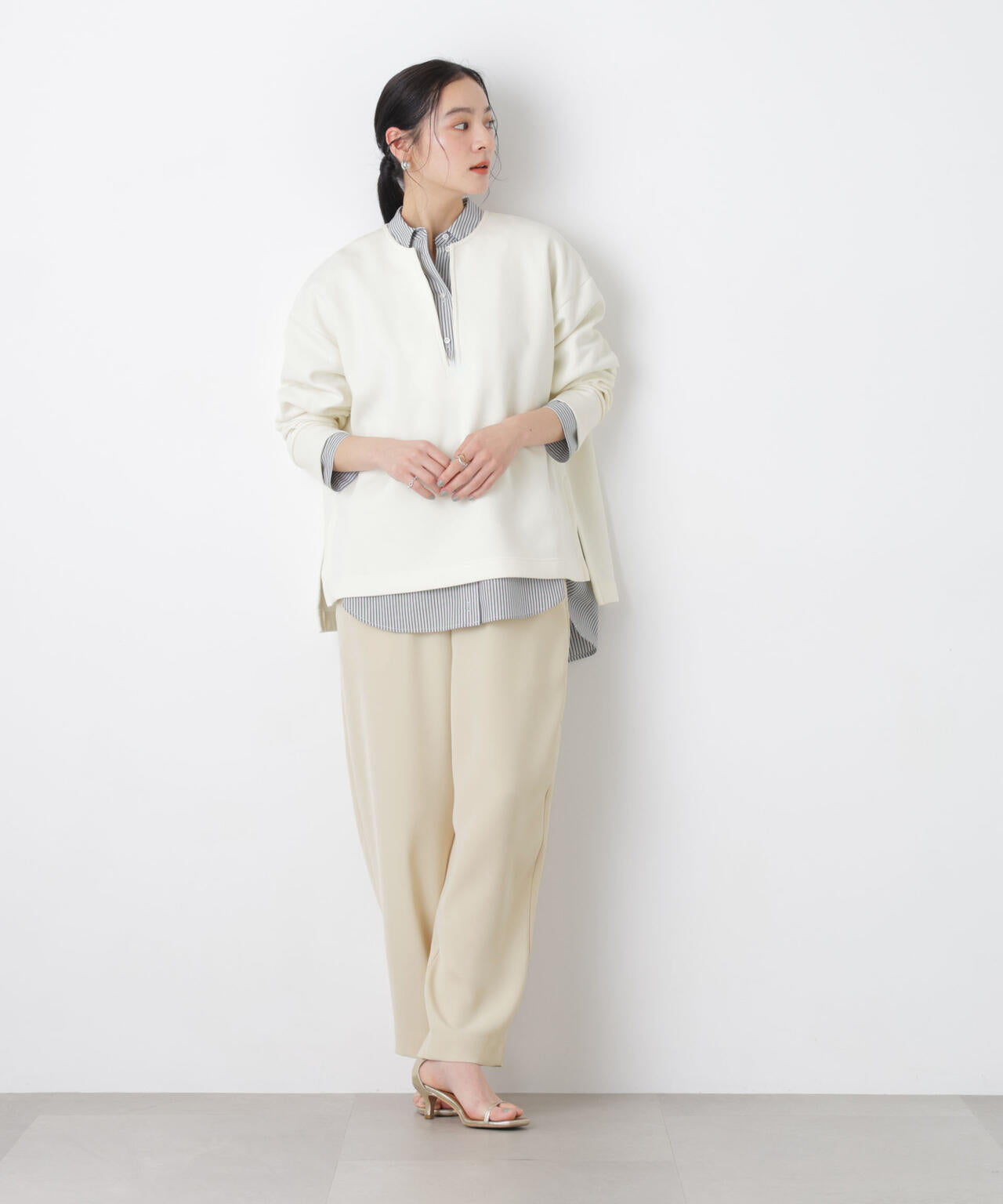 新品未使用☆スリットボタンニットトップとカットワークシャツBL セットアップ front slit collared button knit set up /フロント