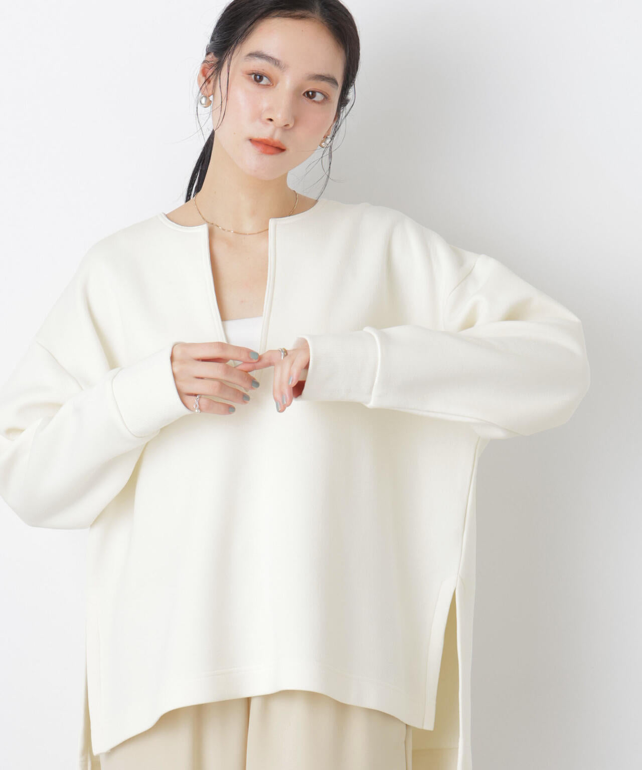 ダンボールカット キーネック スリット トップス