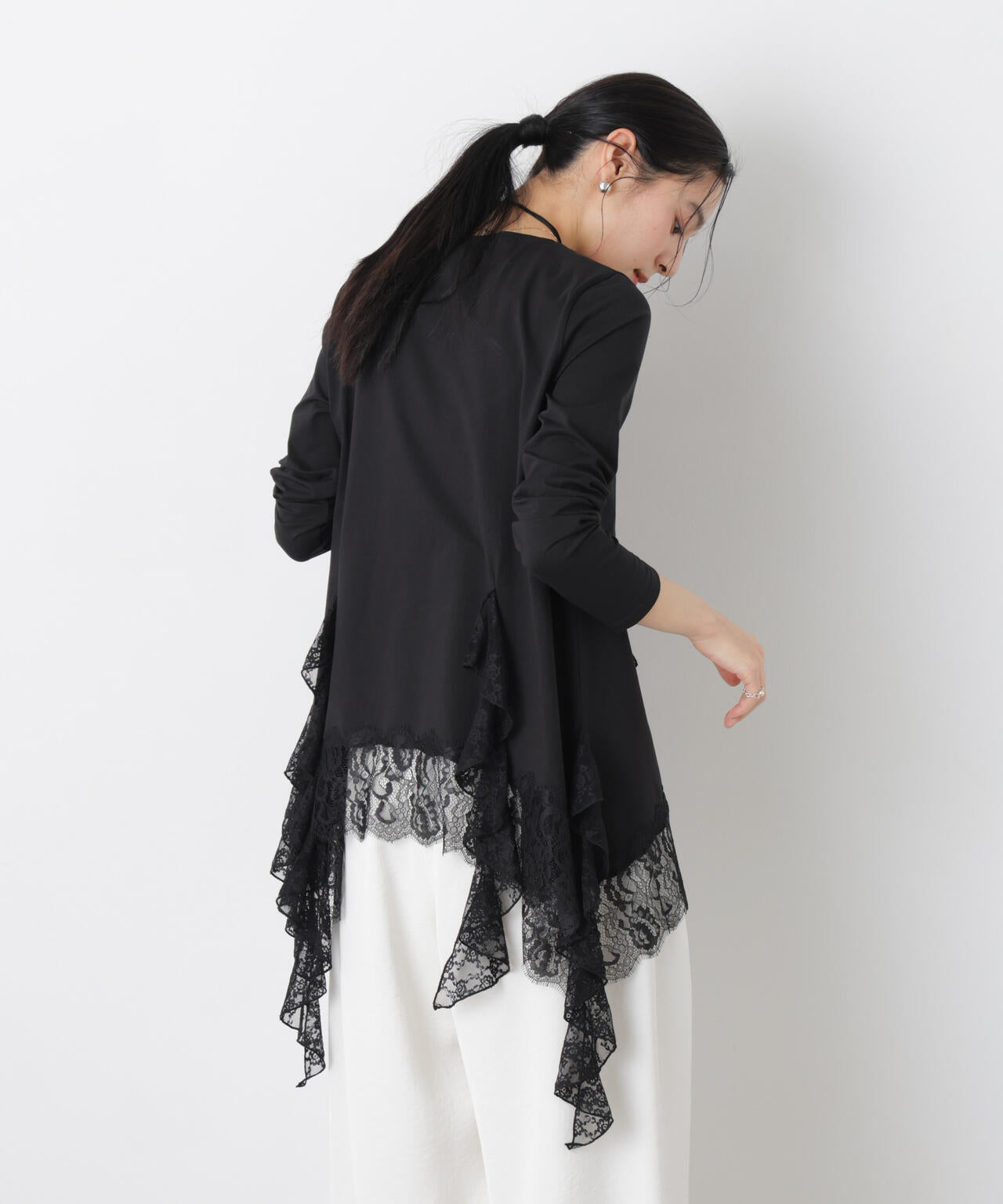 レースラッフルヘムカットトップス 6696123304