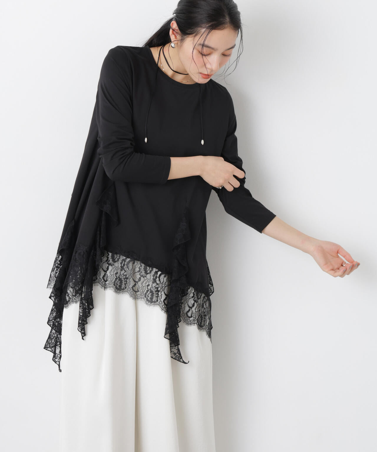 レースラッフルヘムカットトップス 6696123304