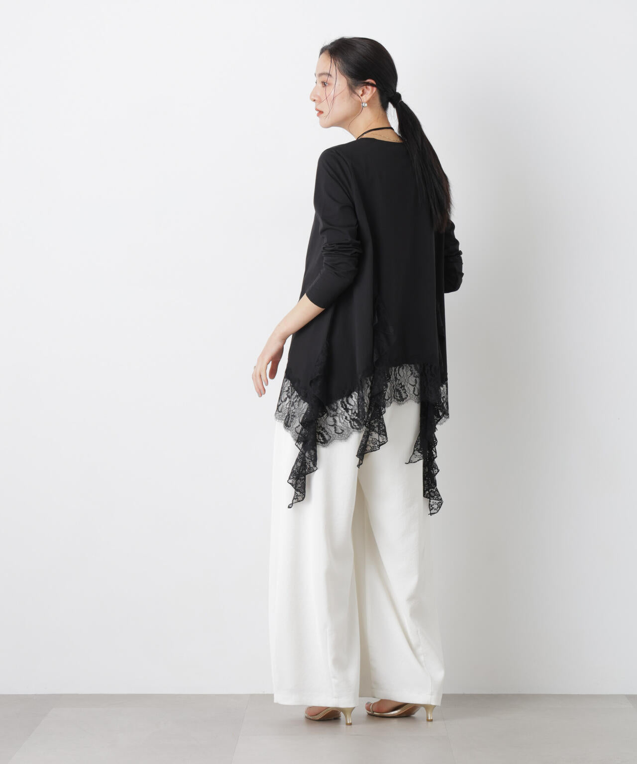 レースラッフルヘムカットトップス 6696123304