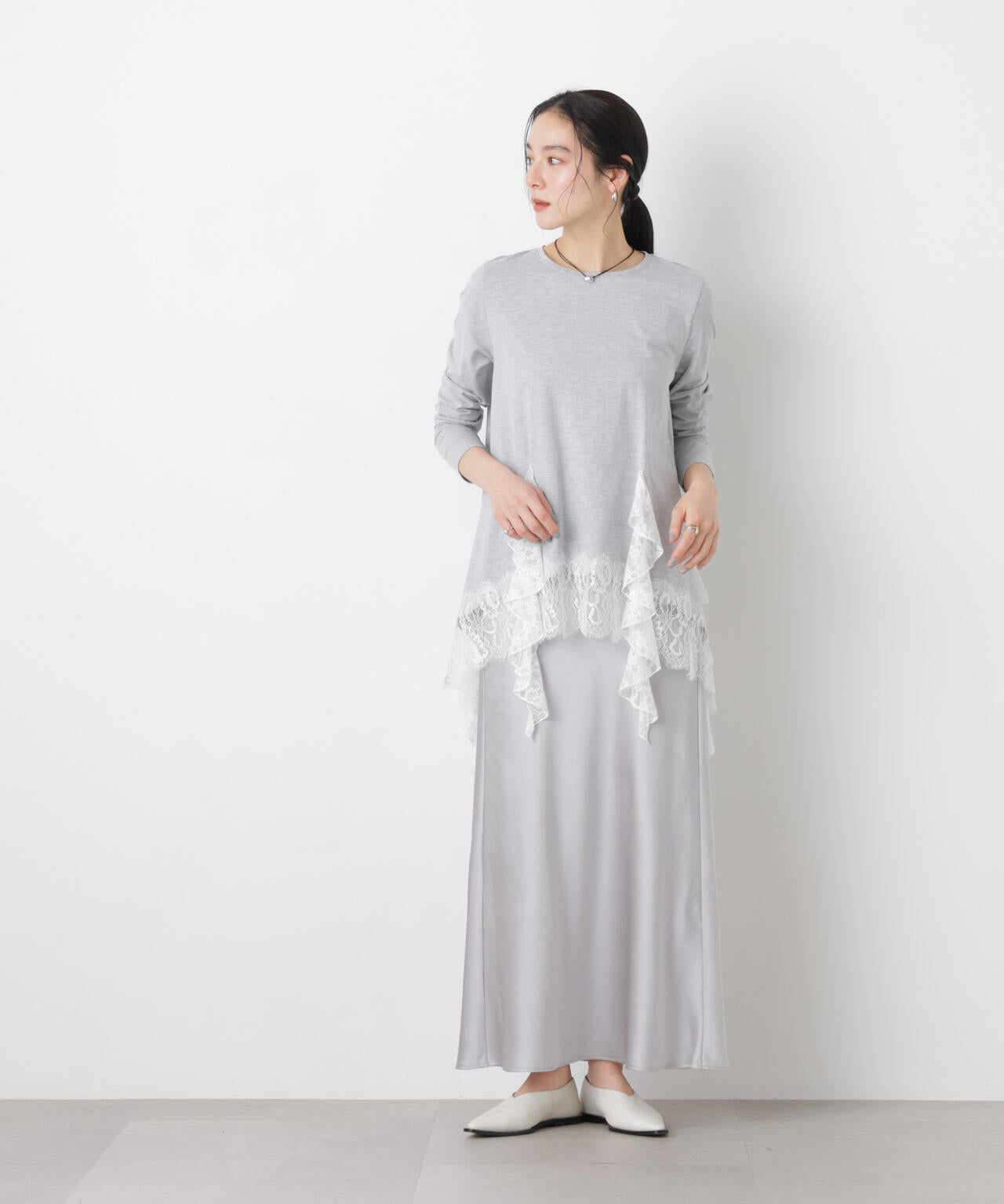 レースラッフルヘムカットトップス 6696123304