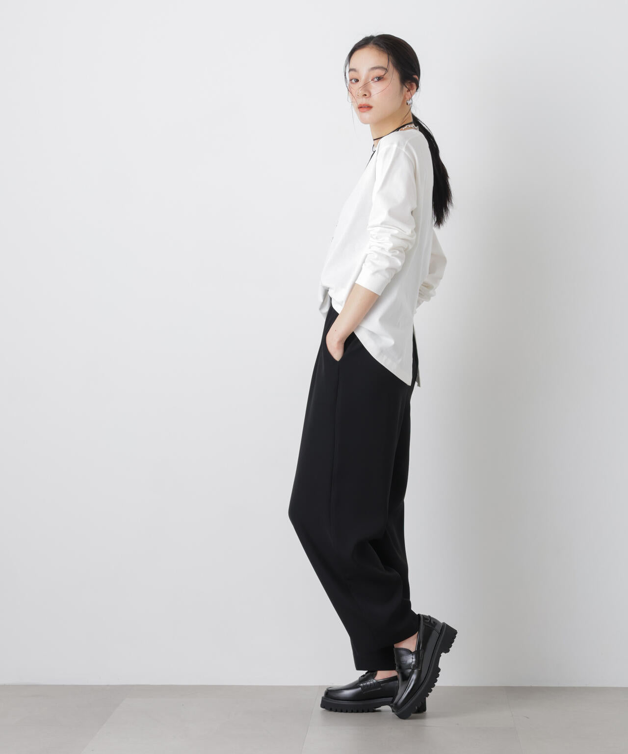 ロゴプリントロングスリーブTシャツ 6696123305