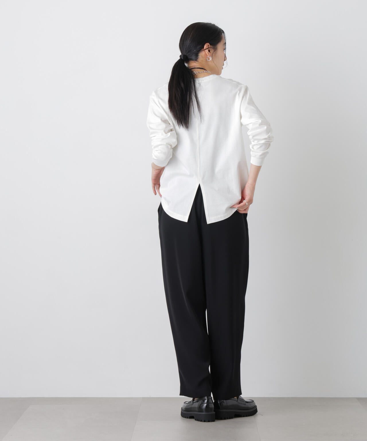 ロゴプリントロングスリーブTシャツ 6696123305