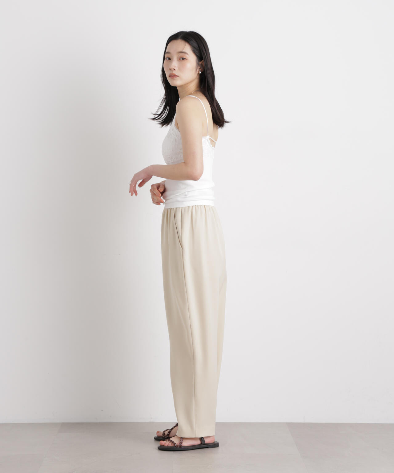 レースジャガードカップ付きキャミソール 6696124316