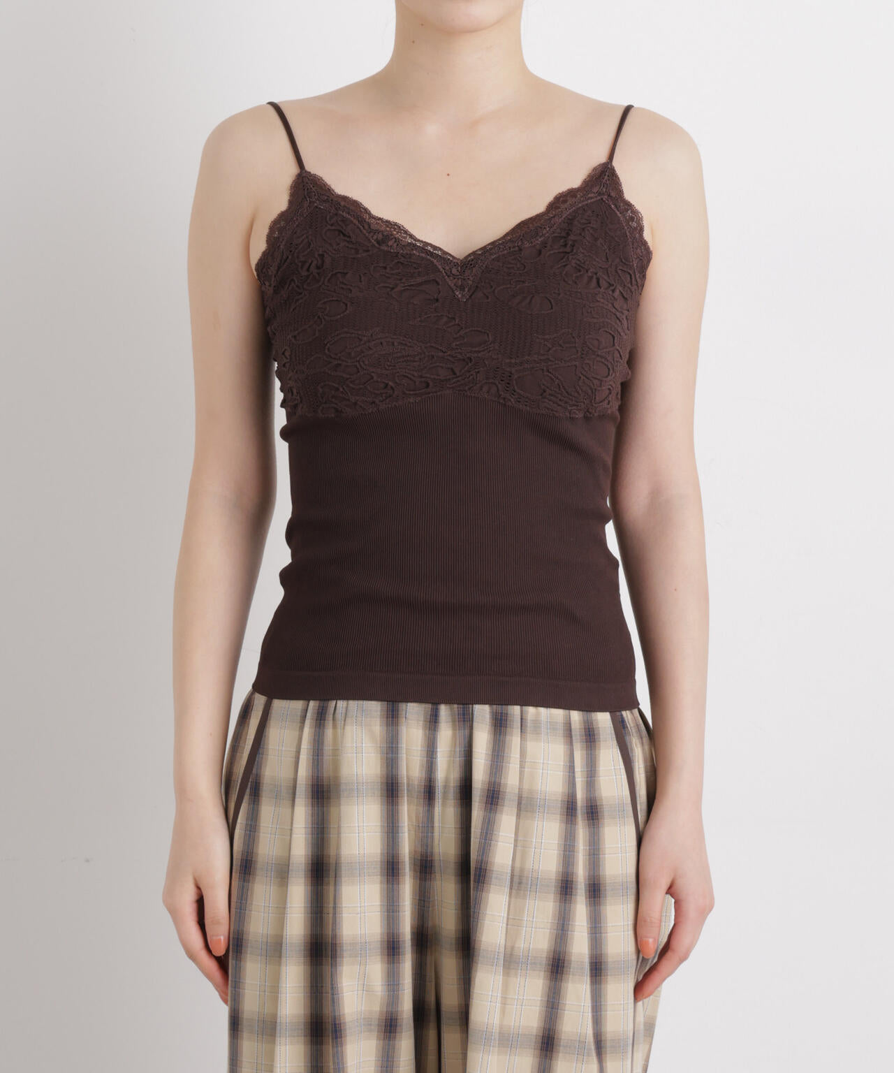レースジャガードカップ付きキャミソール 6696124316