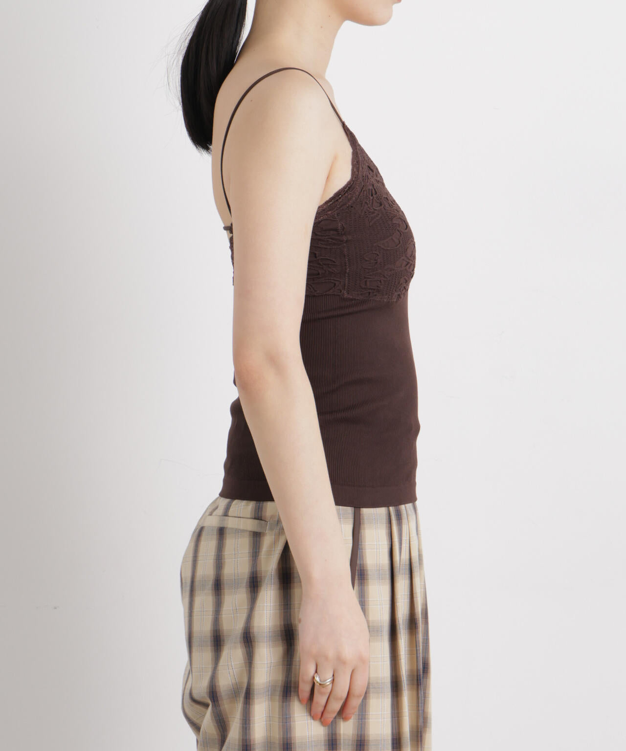 レースジャガードカップ付きキャミソール 6696124316