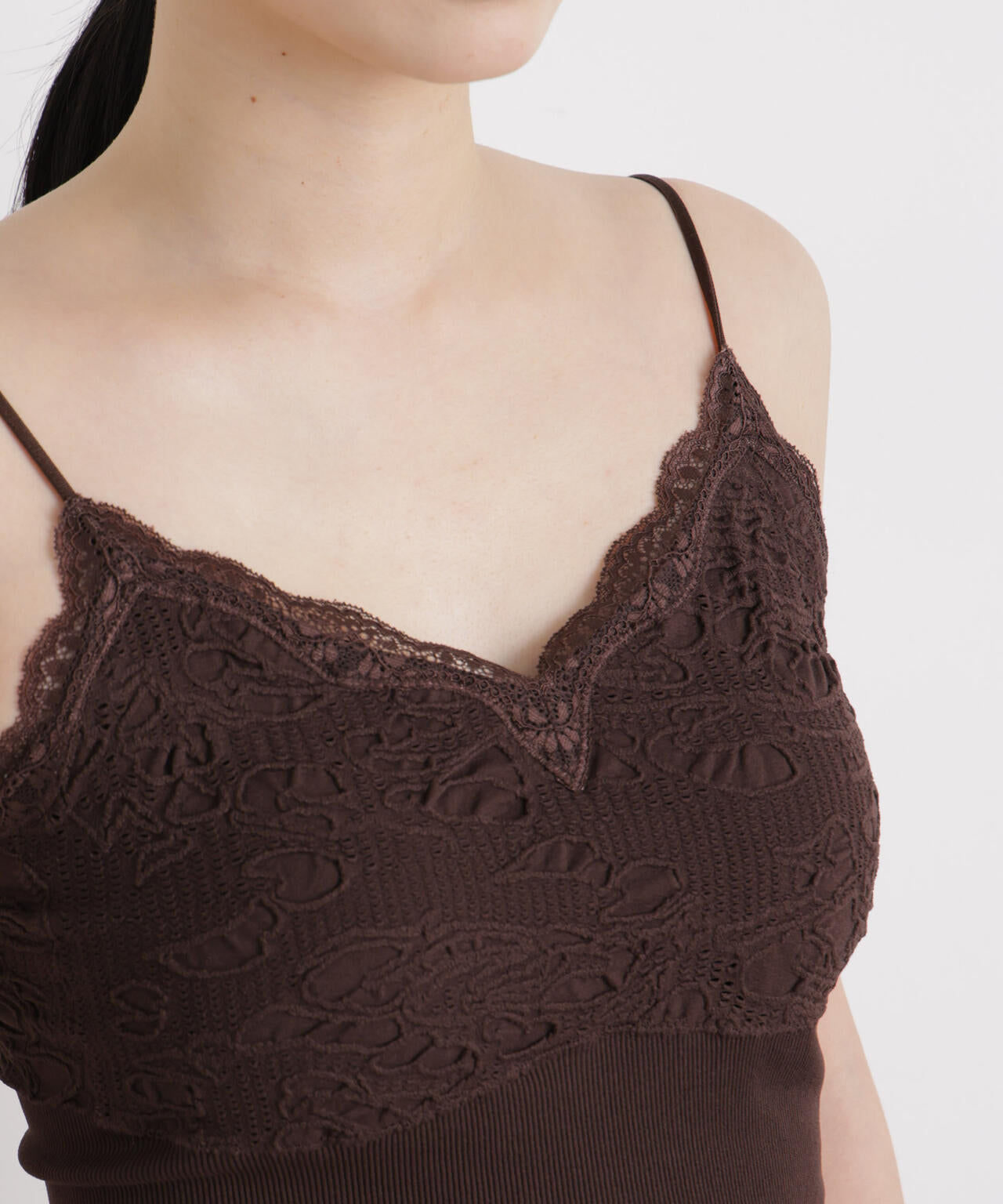 レースジャガードカップ付きキャミソール 6696124316