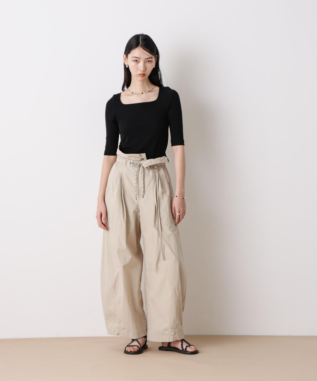 STEVELOUR」スクエアネック リュクス トップス