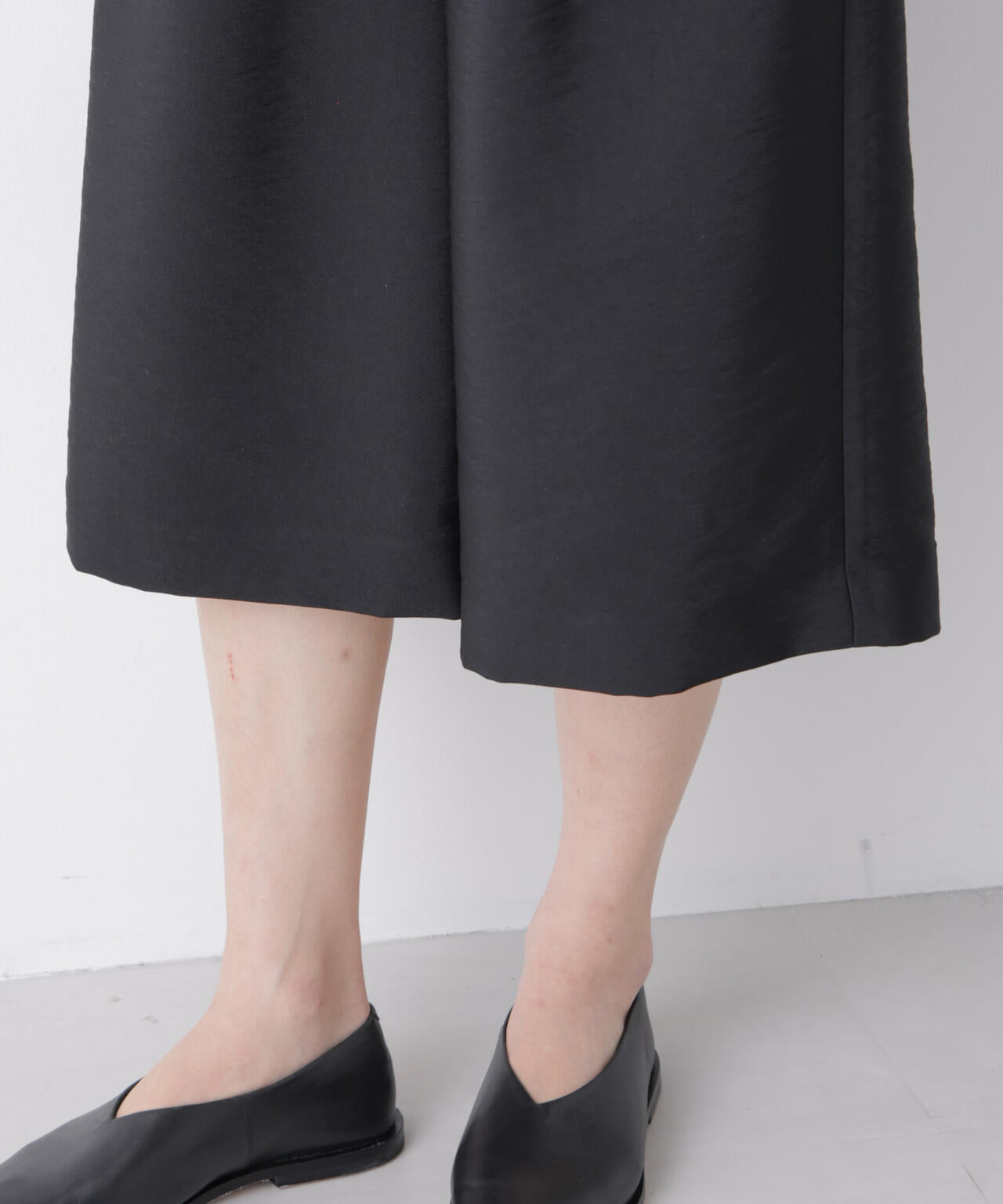 エアリーツイルボリュームキュロットパンツ 6696127304