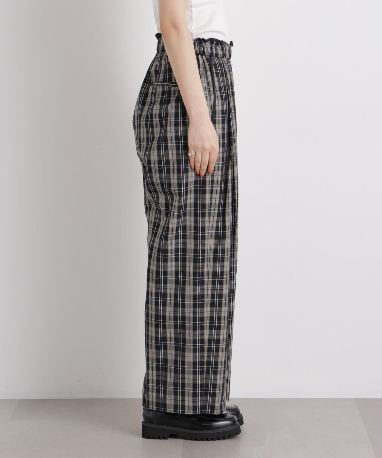 チェックイージーワイドパンツ 6696127312