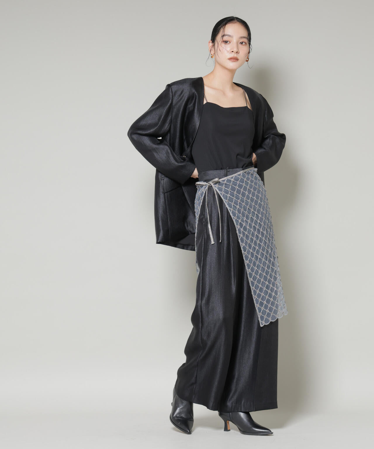 スパンコールビーズ刺繍ラップスカート 6696130300