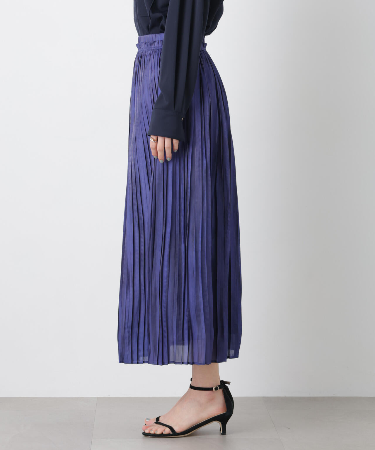 シャイニーサテンプリーツスカート 6696130311