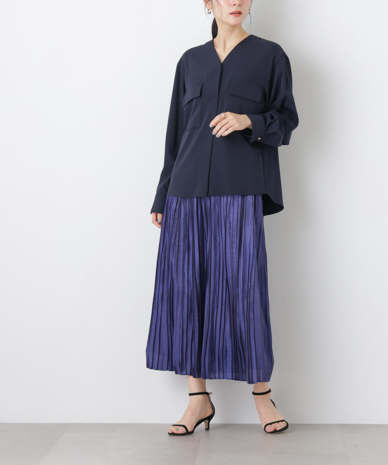 シャイニー サテン プリーツスカート