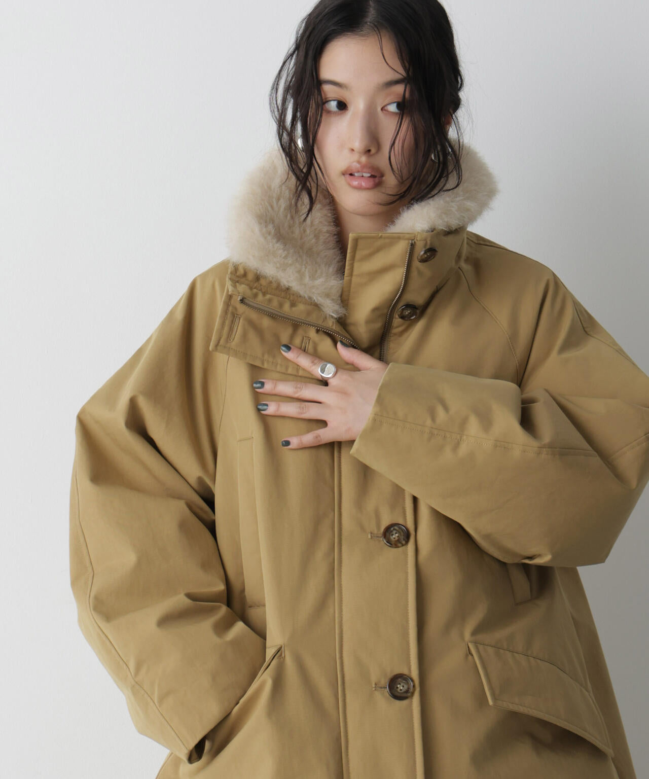 「STEVELOUR」「西川ダウン(R)」ファー付きコート 6696214306