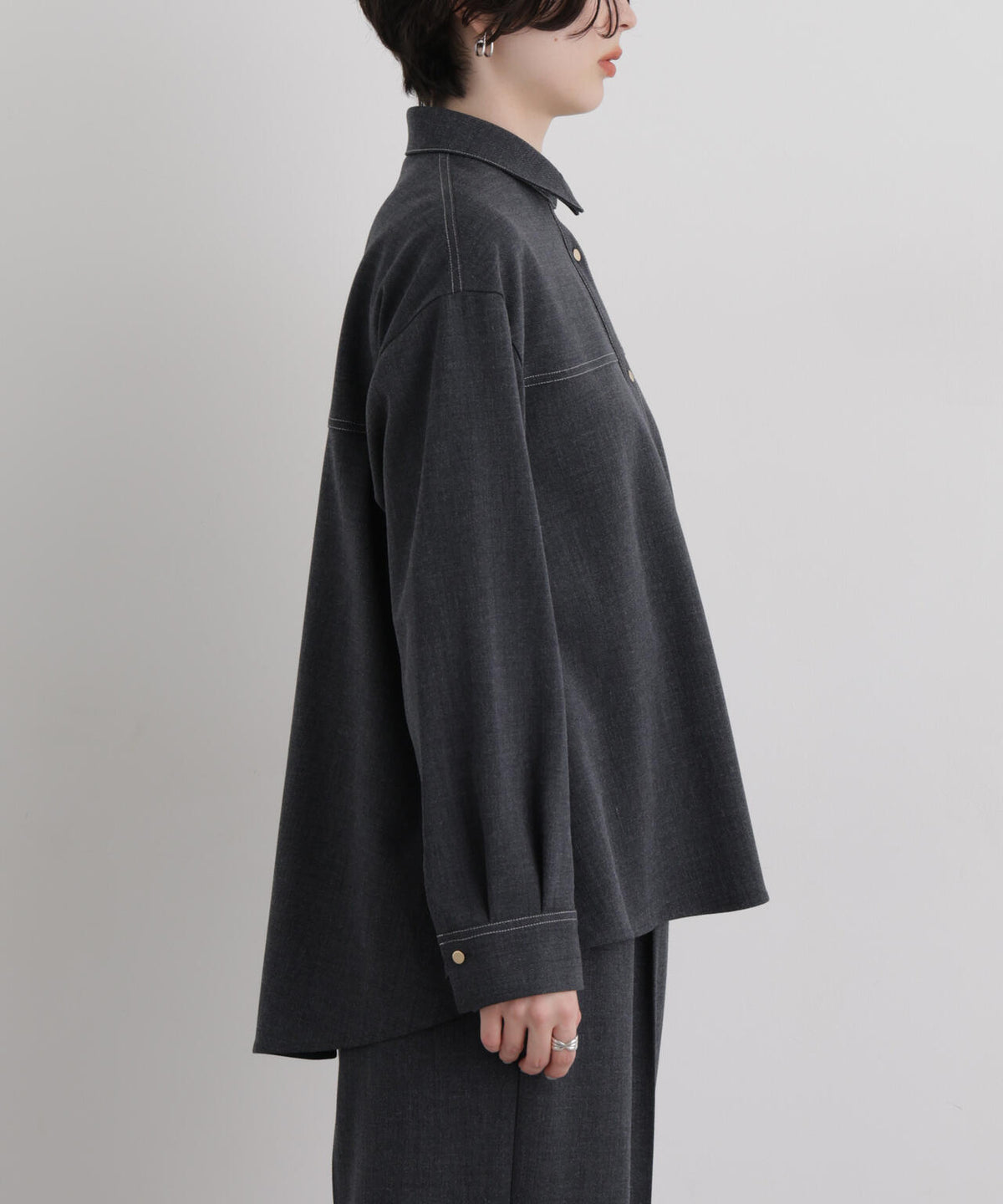ウーリッシュカルゼ配色ステッチフレアシャツ(セットアップ可) 6696220320